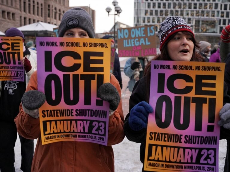US Justice Department probes Minnesota officials amid migration raids | Donald Trump News US Justice Department probes Minnesota officials amid migration raids | Donald Trump News