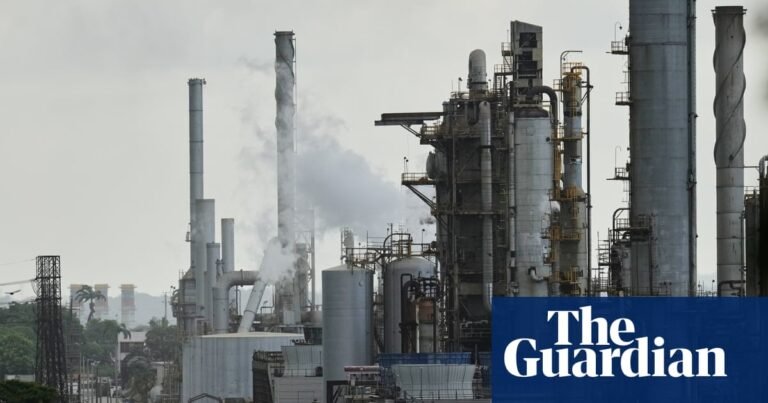 What role could the US play in Venezuela’s ‘bust’ oil industry? | Oil What role could the US play in Venezuela’s ‘bust’ oil industry? | Oil