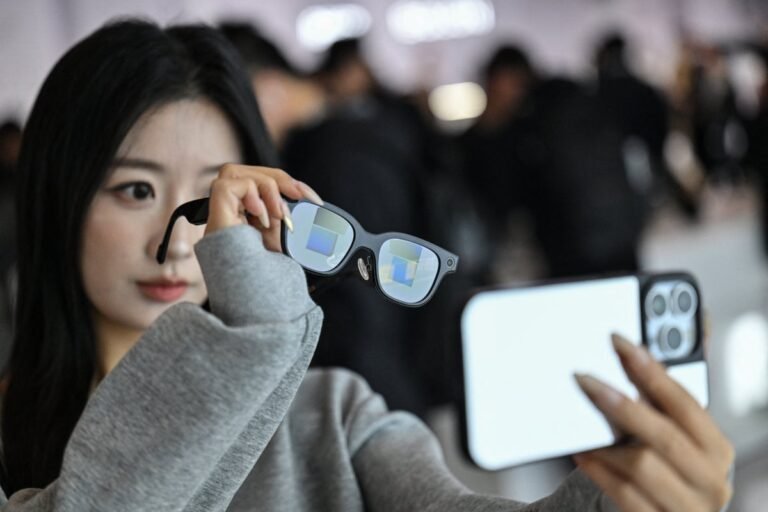 Why Apple and OpenAI are reportedly betting on AI hardware in 2026