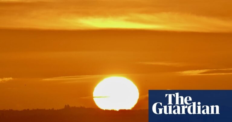 A deafening nuclear fusion reactor: why you wouldn’t want to hear the sun | The sun A deafening nuclear fusion reactor: why you wouldn’t want to hear the sun | The sun