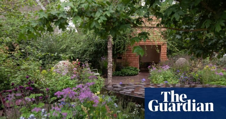 Chelsea flower show seeks new charity sponsors after mystery donors end support | Chelsea flower show Chelsea flower show seeks new charity sponsors after mystery donors end support | Chelsea flower show