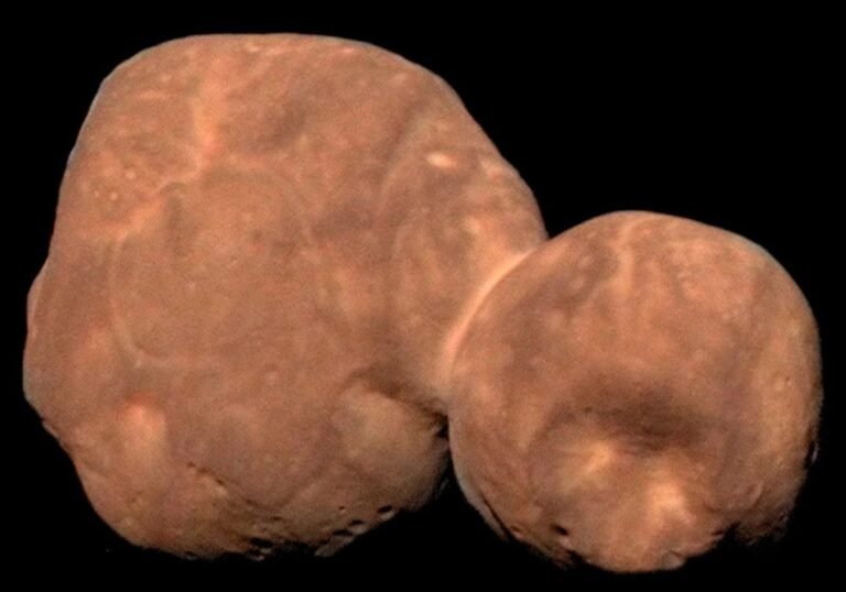 The Kuiper Belt is packed with weird peanut-shaped objects. Astronomers think they know why The Kuiper Belt is packed with weird peanut-shaped objects. Astronomers think they know why