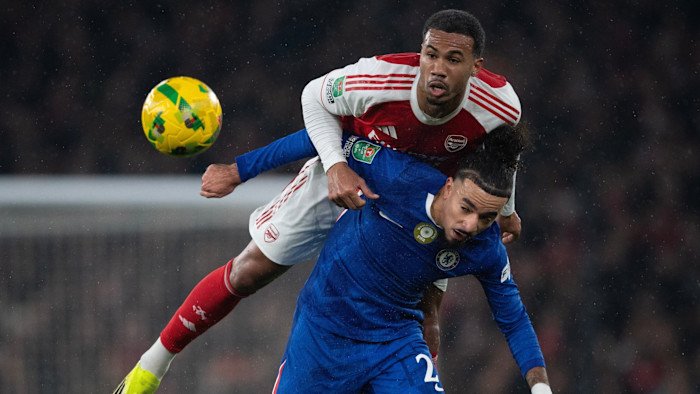 Top European football clubs lost more than €1bn last year Top European football clubs lost more than €1bn last year