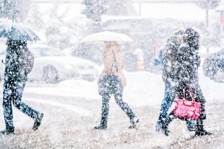What is a blizzard? | Scientific American What is a blizzard? | Scientific American