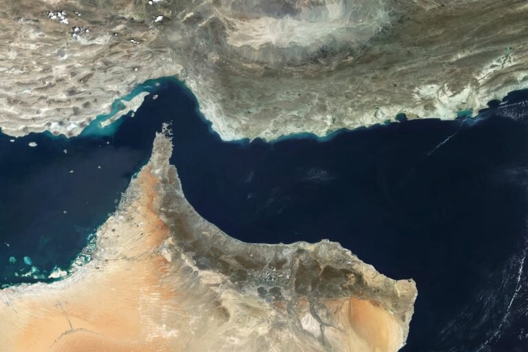 A quirk of geology explains Iran's oil—and why it's stuck in the Persian Gulf