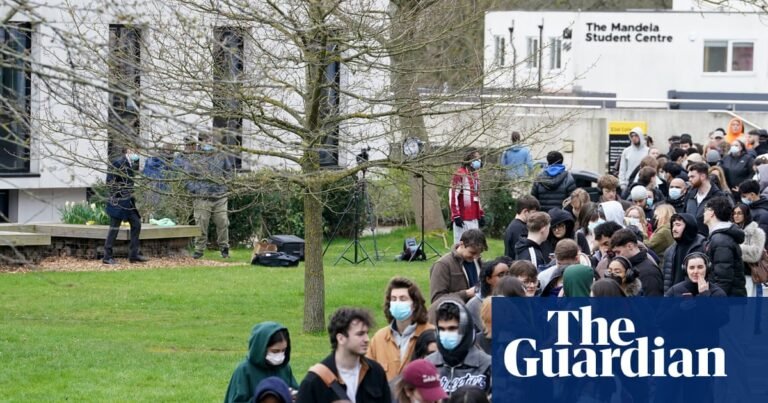 Desperate parents calling pharmacies for meningitis jab as stocks run low | Meningitis