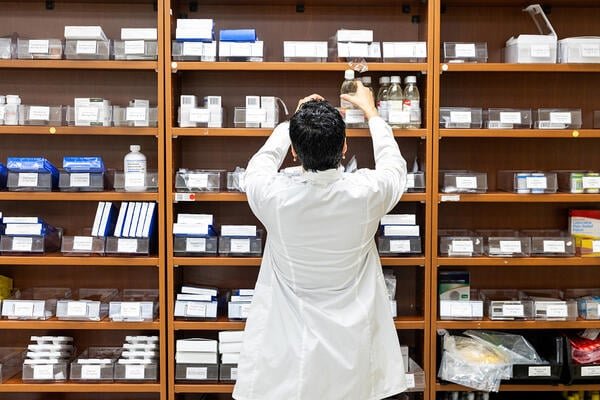 Graduate School Pays Off for Pharmacists, Not Psychologists Graduate School Pays Off for Pharmacists, Not Psychologists