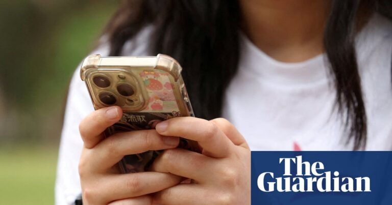 Instagram worse for mental health than WhatsApp, global study finds | Social media