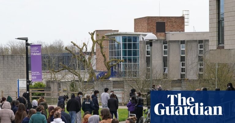 NHS took two days to raise alarm about Kent meningitis outbreak, says report | Meningitis