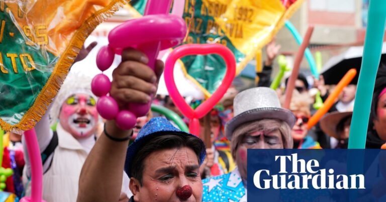 Sad faces all round as Bolivia’s clowns protest over decree threatening their livelihoods | Bolivia Sad faces all round as Bolivia’s clowns protest over decree threatening their livelihoods | Bolivia