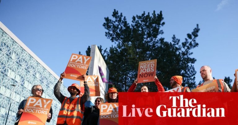 Greens urge Streeting to ‘get serious’ about concerns of resident doctors – UK politics live | Politics Greens urge Streeting to ‘get serious’ about concerns of resident doctors – UK politics live | Politics