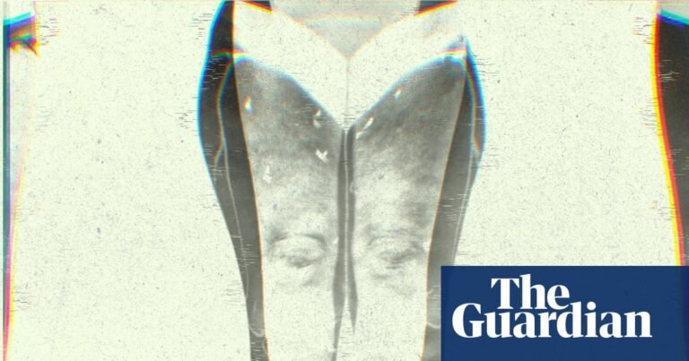Puffy legs, heavy aches, rippled skin: what is lipedema? | Well actually