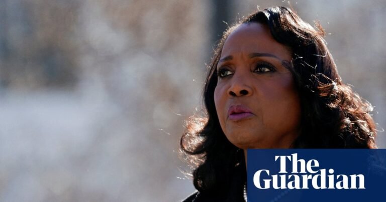 Fed governor Lisa Cook faced $1.3m in legal and security fees after Trump’s bid to fire her | Federal Reserve Fed governor Lisa Cook faced $1.3m in legal and security fees after Trump’s bid to fire her | Federal Reserve