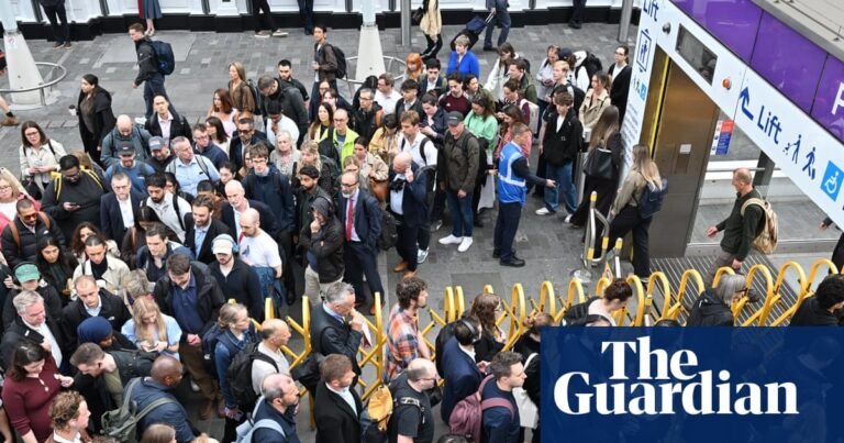 London tube strike causes huge disruption, with many services hit | London Underground