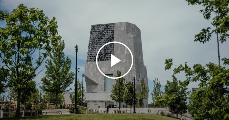 Obama Presidential Center Opens in Chicago