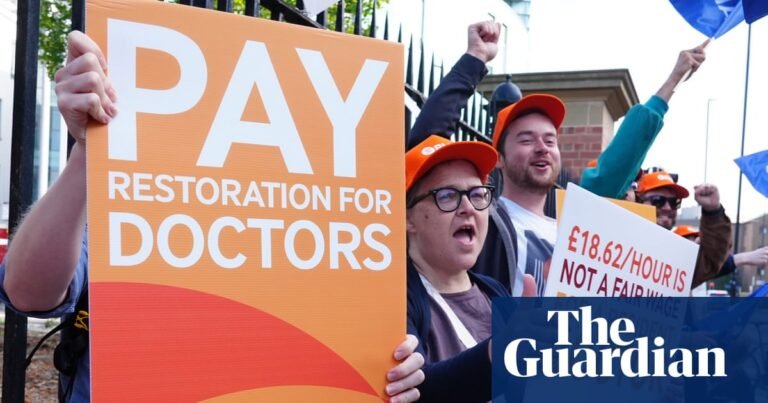 Resident doctors in England accept government offer on pay and jobs | Doctors