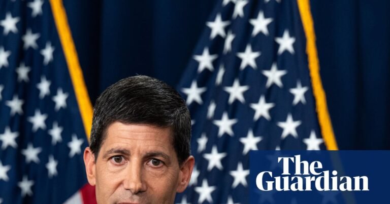 Fed holds interest rates steady despite Trump’s renewed calls to lower them | US economy Fed holds interest rates steady despite Trump’s renewed calls to lower them | US economy