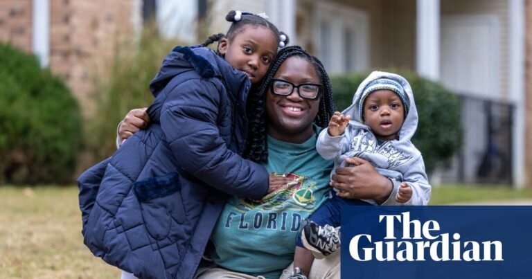 This program gives Black single moms $1,000 a month for a year. The results are undeniable | Mississippi