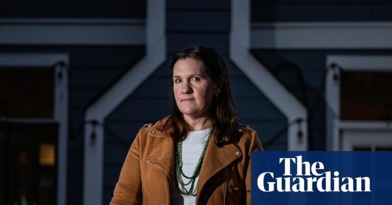 Victims of Trump purge call supreme court ruling a ‘dagger’ at heart of civil service | Trump administration Victims of Trump purge call supreme court ruling a ‘dagger’ at heart of civil service | Trump administration
