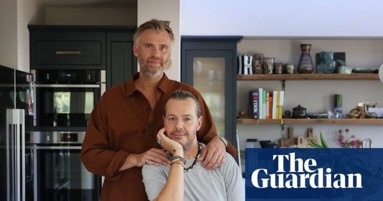 ‘We need to talk about how difficult it is’: why one couple are pinning surrogacy hopes on Mexico | Society ‘We need to talk about how difficult it is’: why one couple are pinning surrogacy hopes on Mexico | Society