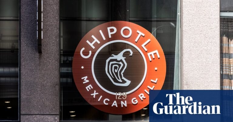 Chipotle removes jalapeños amid US salmonella outbreak investigation | Minnesota Chipotle removes jalapeños amid US salmonella outbreak investigation | Minnesota