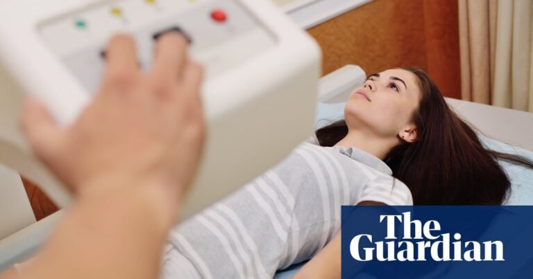‘Safe, quick and painless’: what is a DXA scan, and do you need one for bone health? | Well actually ‘Safe, quick and painless’: what is a DXA scan, and do you need one for bone health? | Well actually